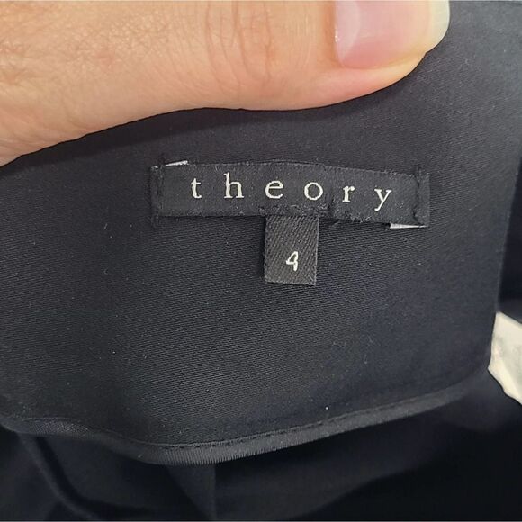 Theory Pleated Mini Black Skirt Size‎ 4 With Pockets - Picture 3 of 5
